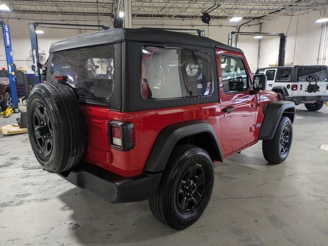 Certified 2021 Jeep Wrangler Sport AWD/4WD image 3