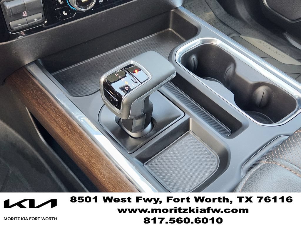 Used 2025 Chevrolet Silverado 1500 High Country w/ High Country Premium Package AWD/4WD image 20
