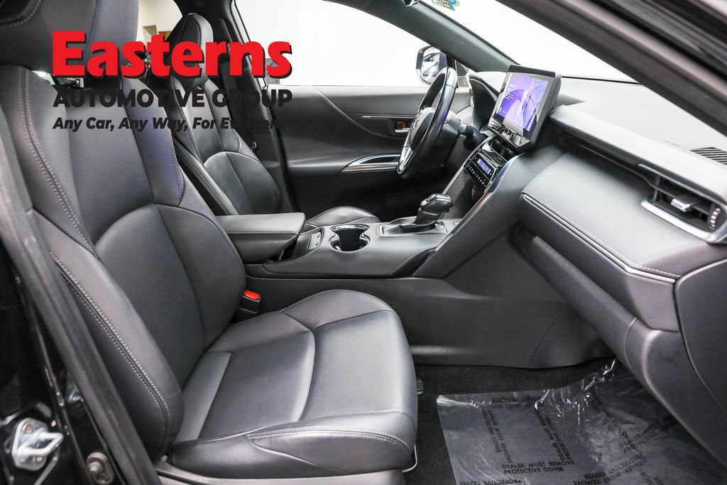 Used 2023 Toyota Venza Nightshade AWD/4WD image 23