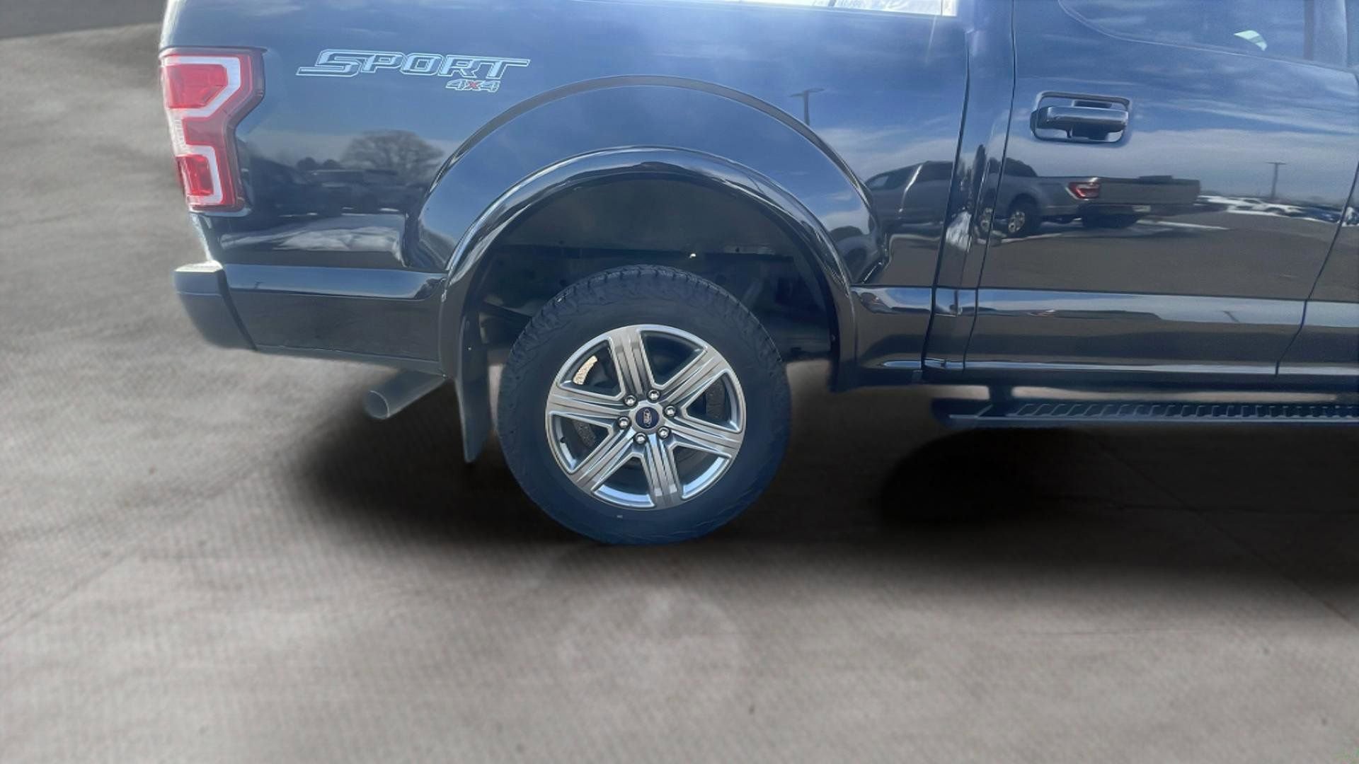 Used 2019 Ford F150 XLT w/ Equipment Group 302A Luxury image 22