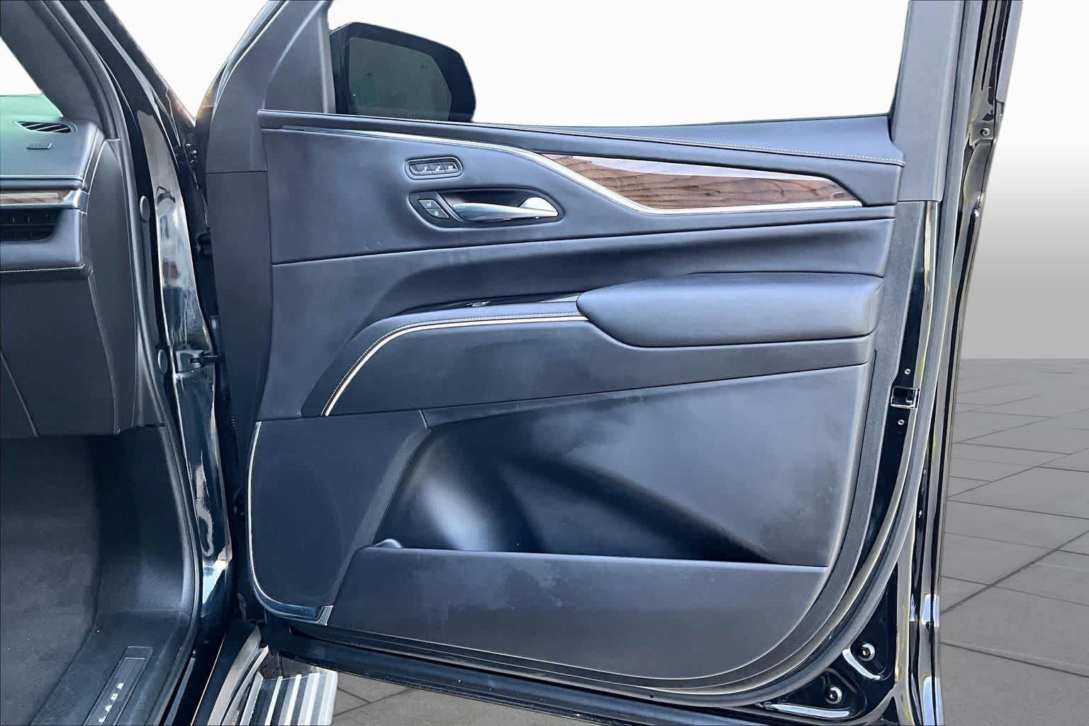 Used 2024 Cadillac Escalade Sport Platinum RWD image 20
