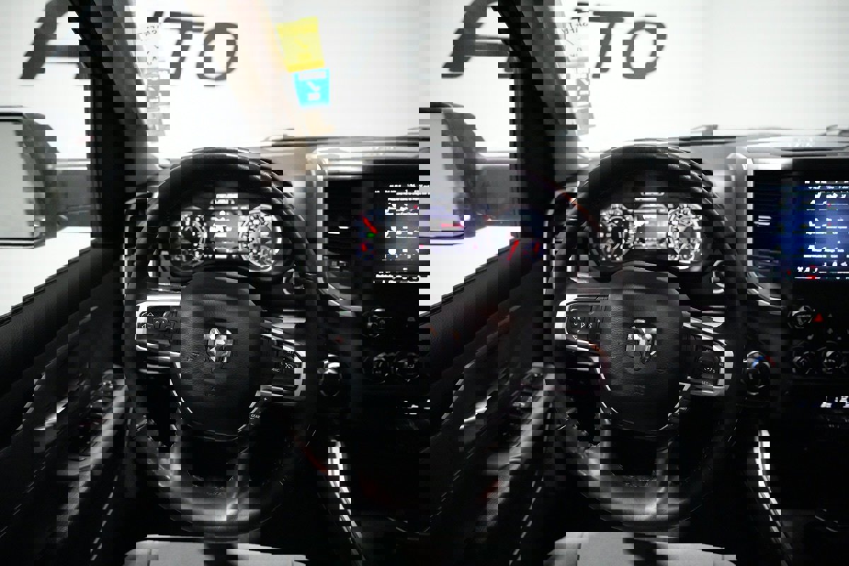 Used 2020 RAM 1500 Big Horn image 31