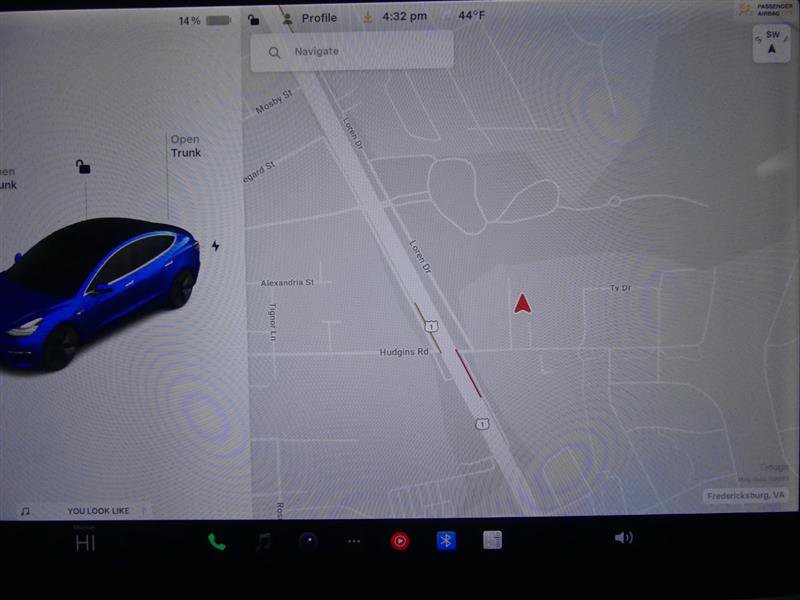 Used 2018 Tesla Model 3 Long Range image 9