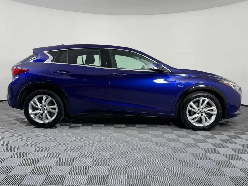 Used 2017 INFINITI QX30 FWD image 57