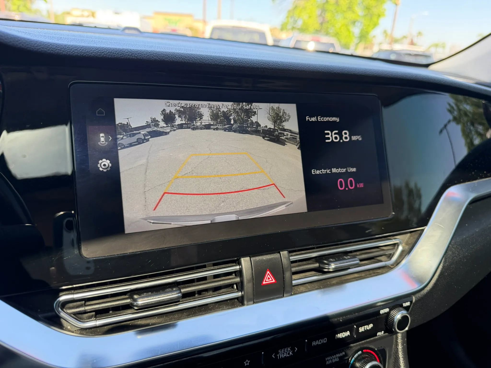 Used 2022 Kia Niro Touring Special Edition FWD image 16