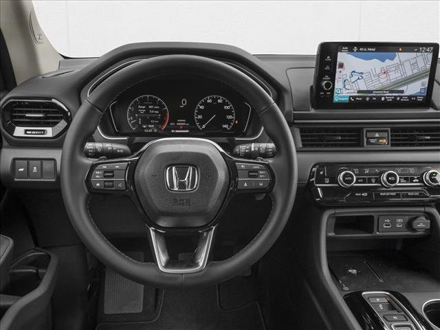 New 2025 Honda Pilot Touring image 4