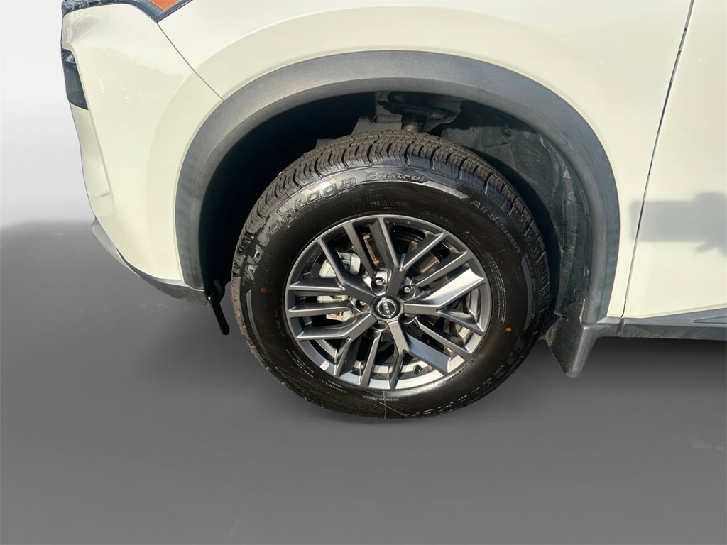 Used 2023 Nissan Rogue S image 15