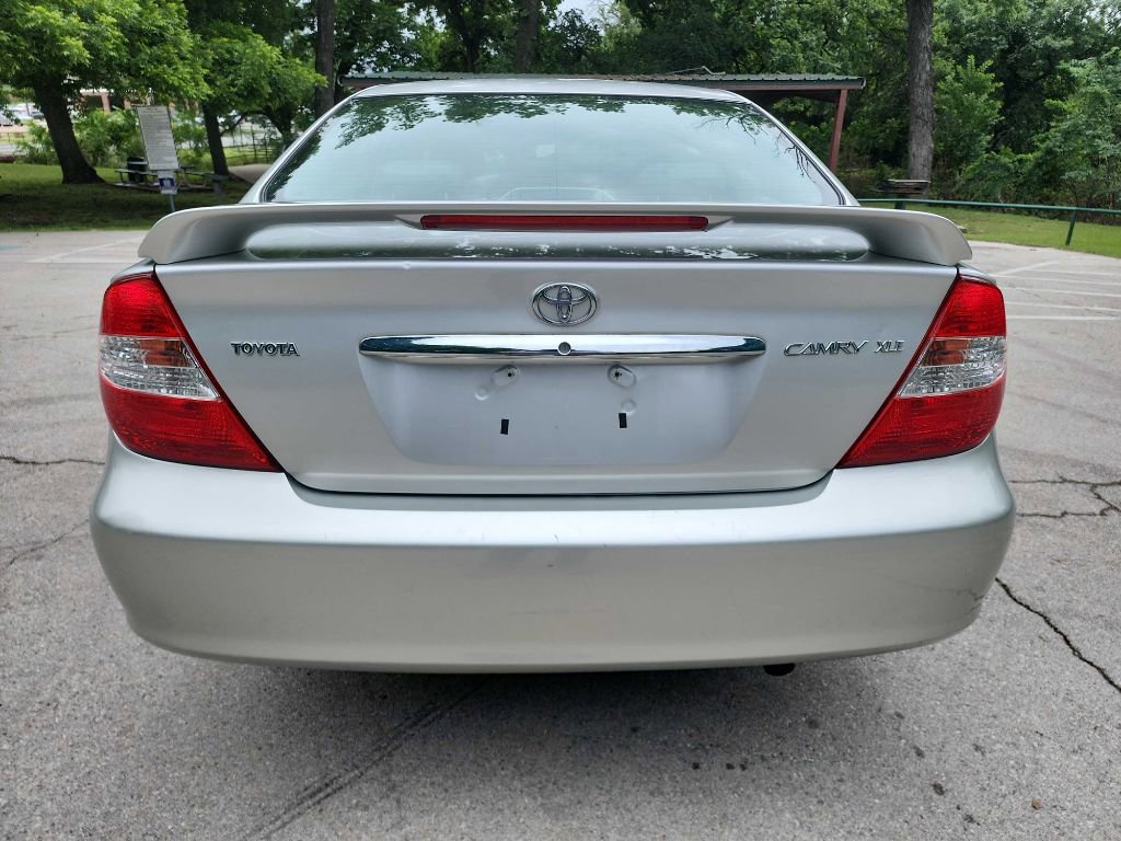 Used 2002 Toyota Camry LE FWD image 6