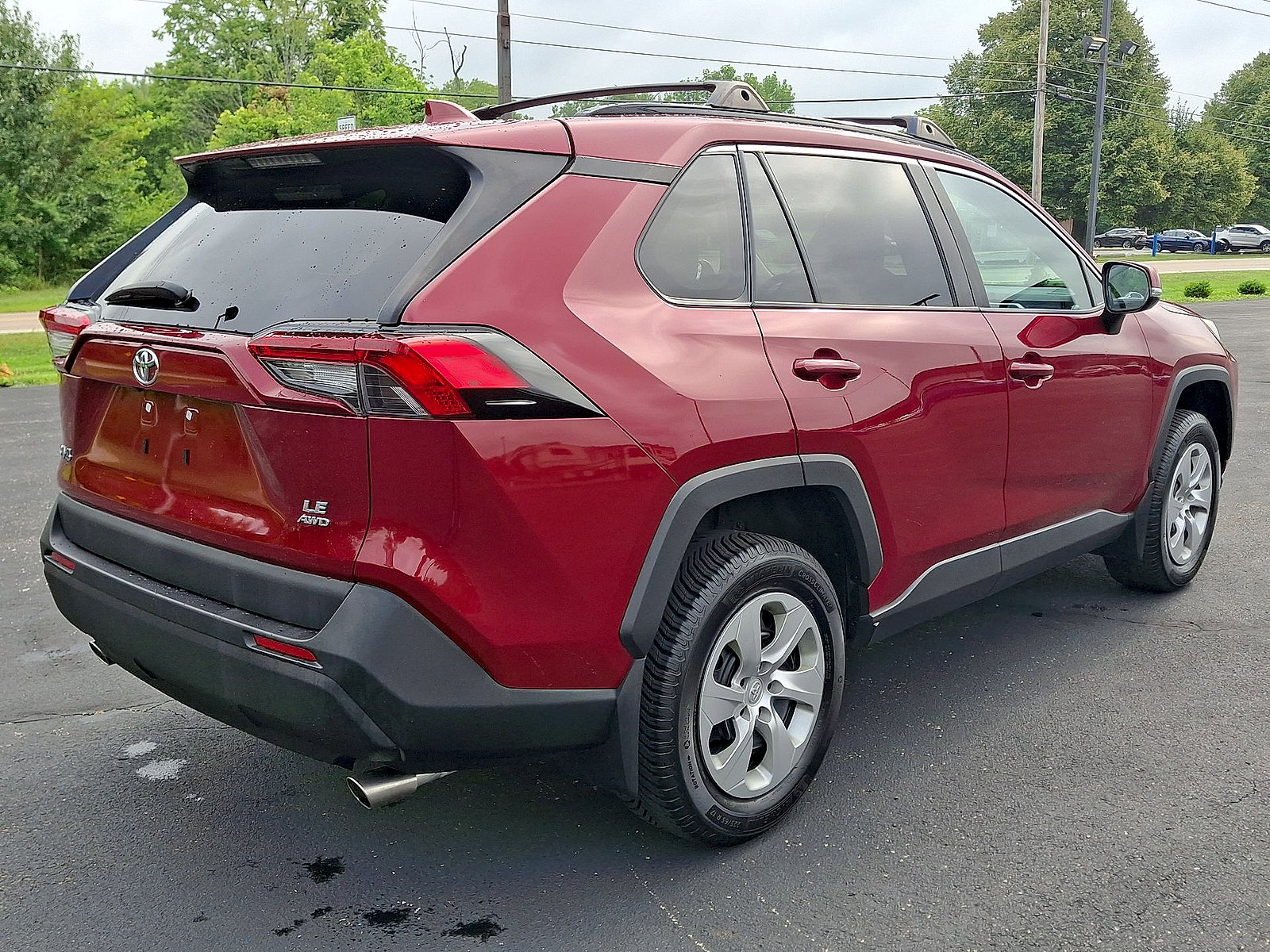 Used 2019 Toyota RAV4 LE w/ All Weather Liner Package AWD/4WD image 24