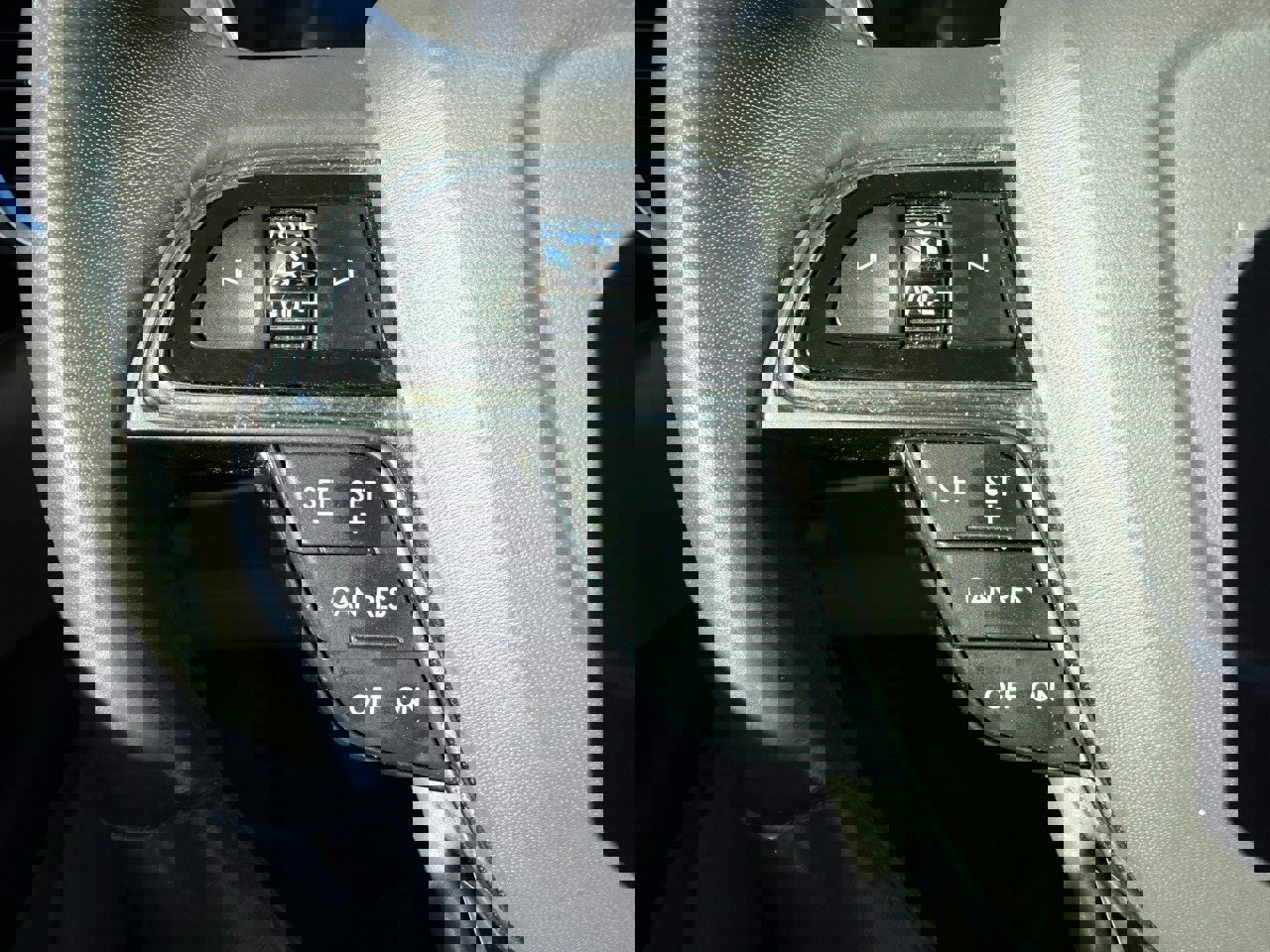 Used 2019 Lincoln Nautilus Select image 13