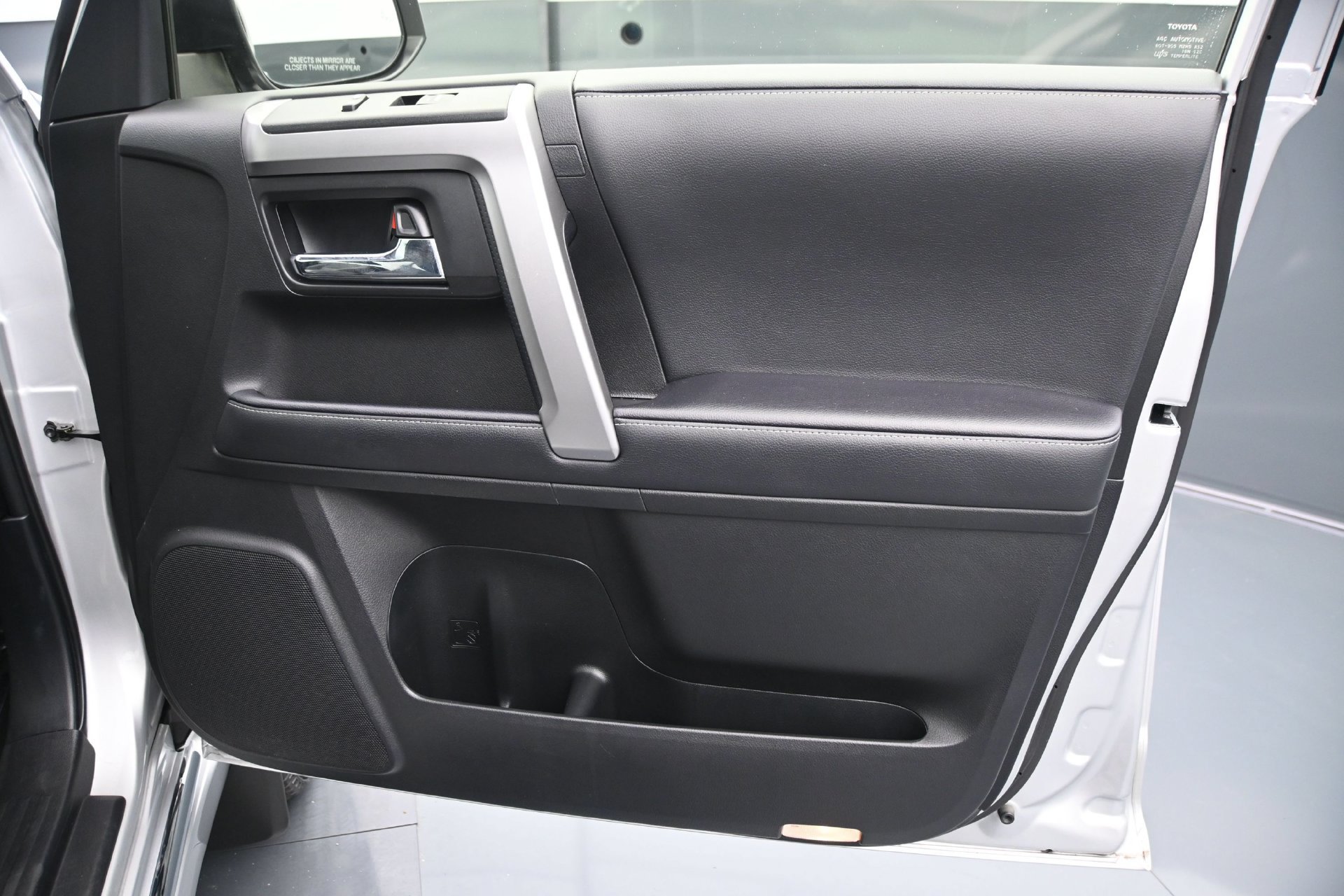 Used 2024 Toyota 4Runner Limited AWD/4WD image 12