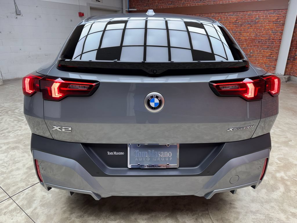 Certified 2024 BMW X2 xDrive28i AWD/4WD image 4