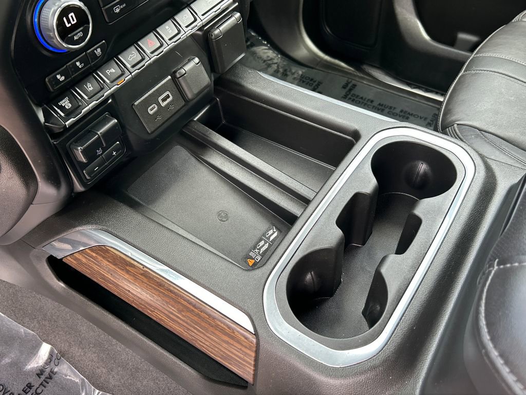 Used 2022 Chevrolet Silverado 3500 High Country w/ Safety Package II image 16