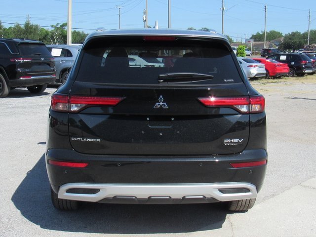 New 2025 Mitsubishi Outlander SEL image 4