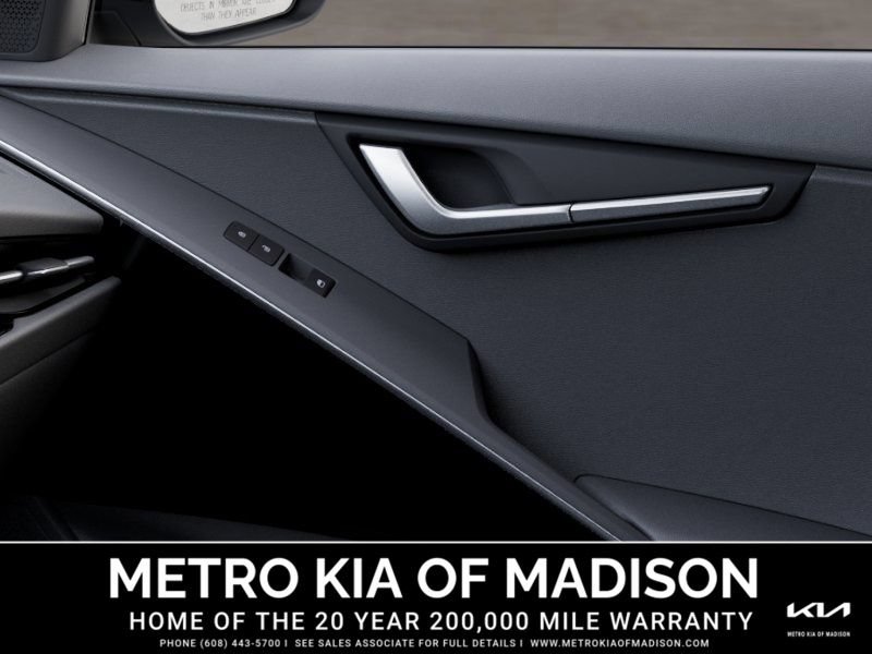 New 2026 Kia Niro EX FWD image 25