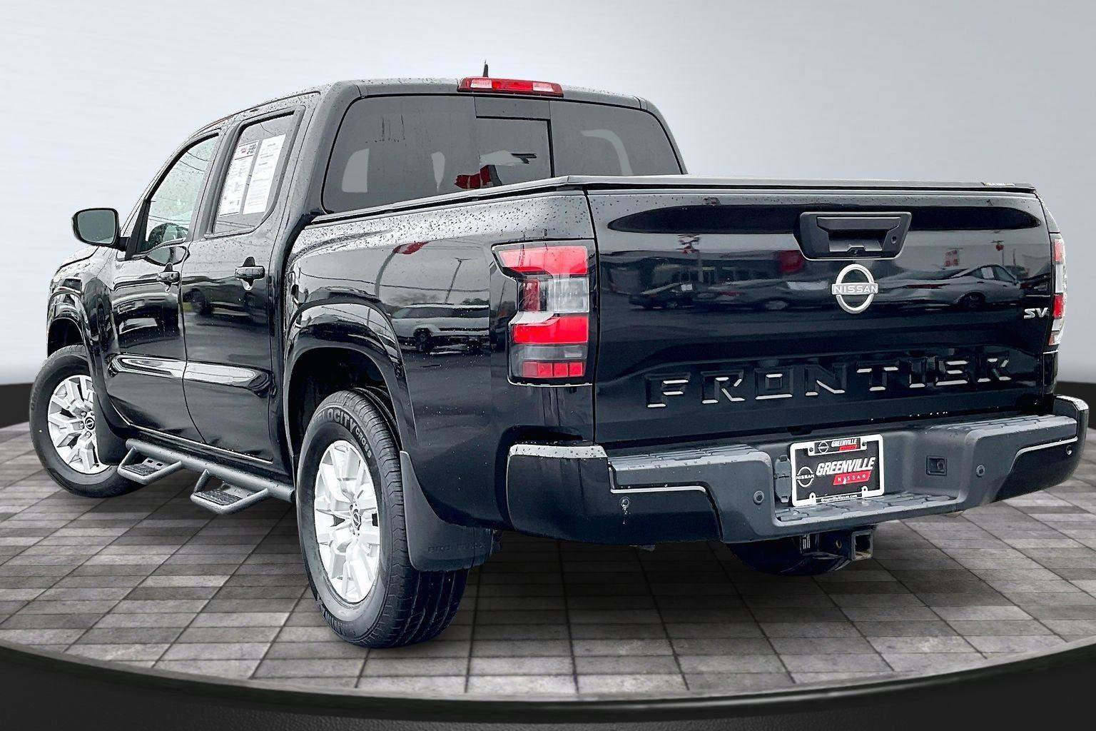 Used 2024 Nissan Frontier SV w/ SV Convenience Package image 2