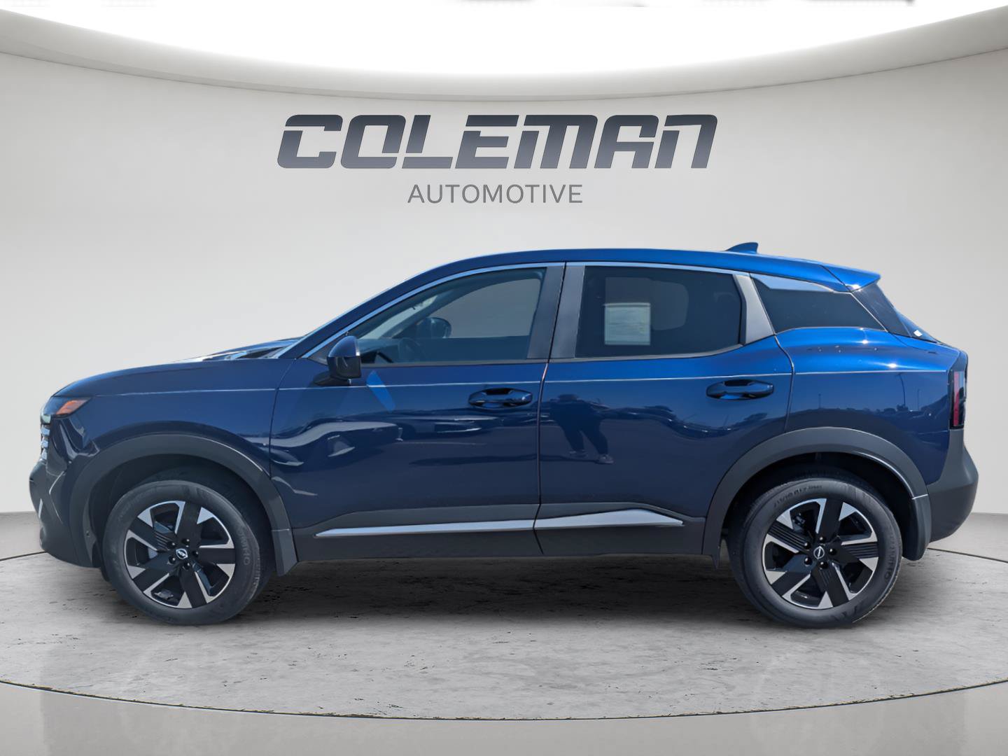 Certified 2025 Nissan Kicks SV w/ Charging Package AWD/4WD image 5