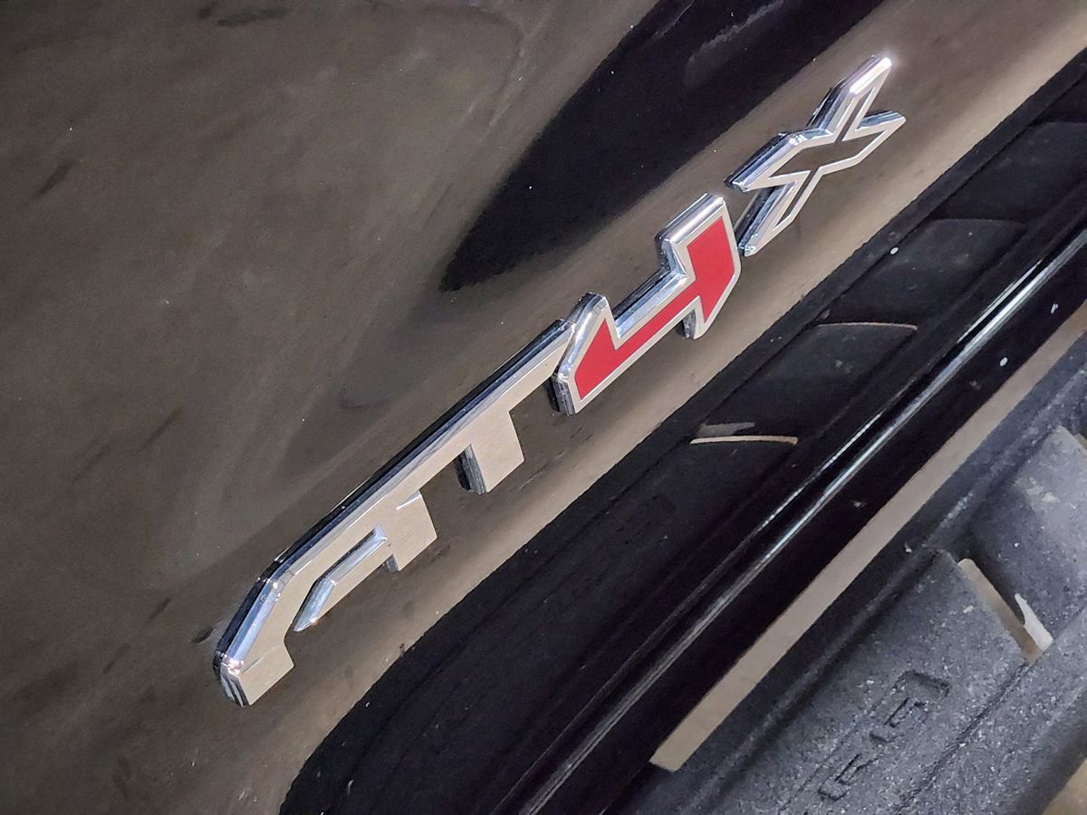 Used 2022 GMC Sierra 1500 AT4X AWD/4WD image 26