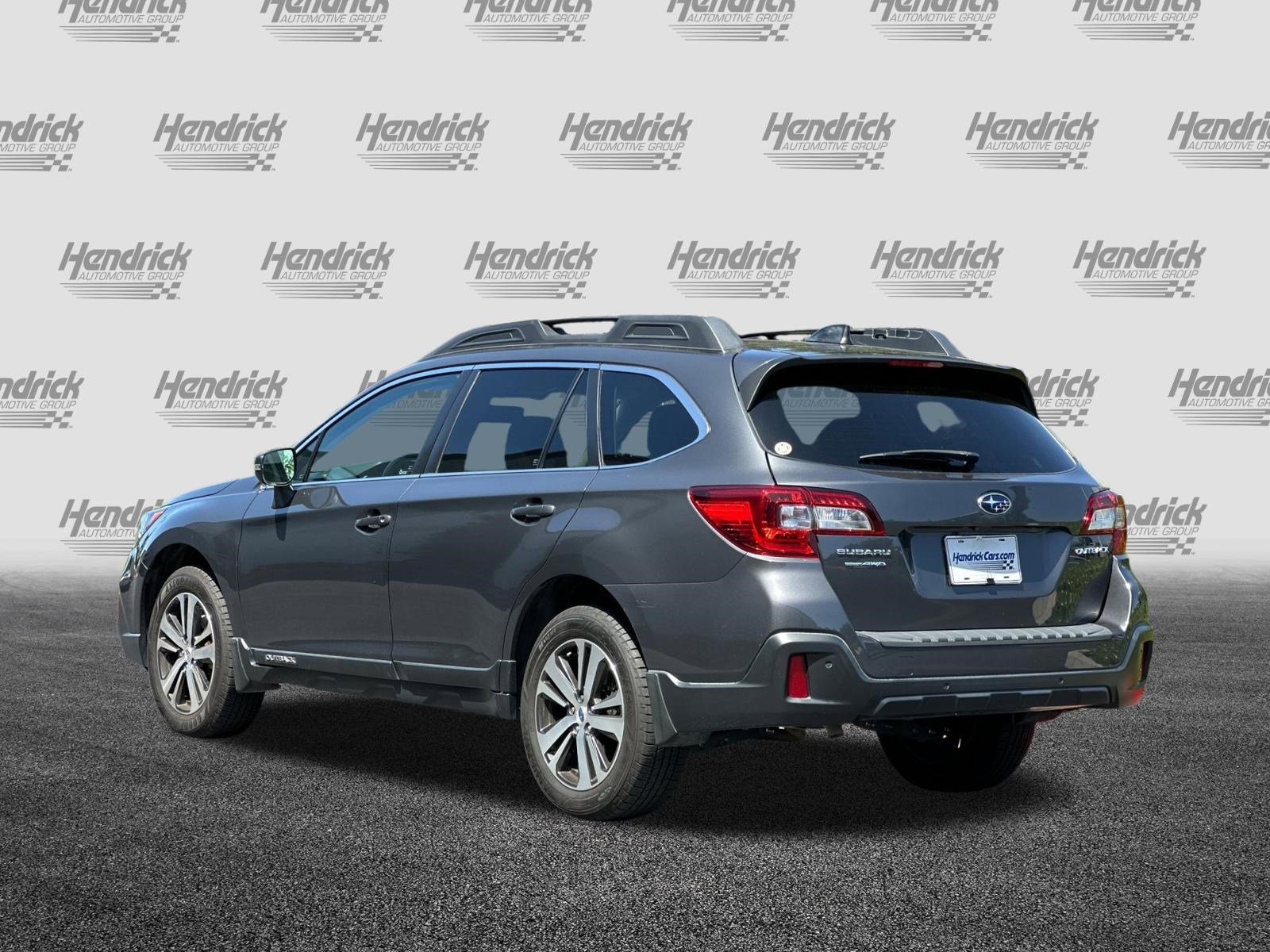 Used 2018 Subaru Outback 2.5i Limited image 7