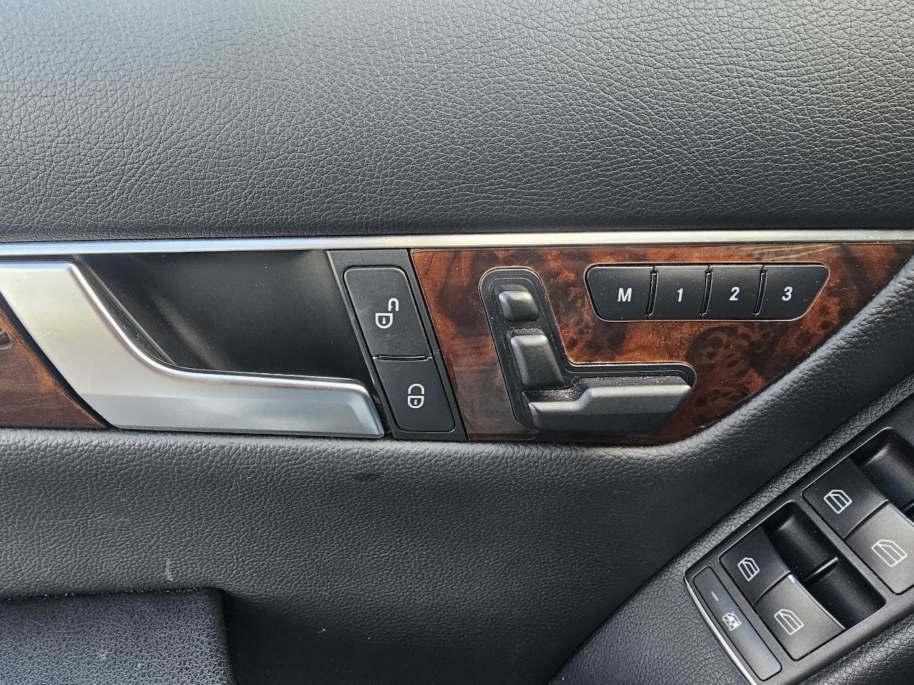 Used 2012 Mercedes-Benz C 300 4MATIC Sedan image 18