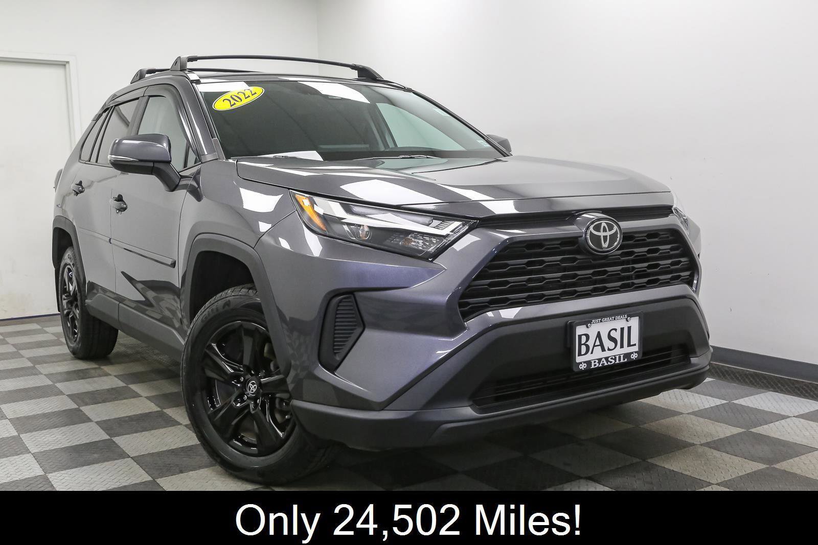 Used 2022 Toyota RAV4 XLE w/ XLE Grade Weather Package AWD/4WD image 2