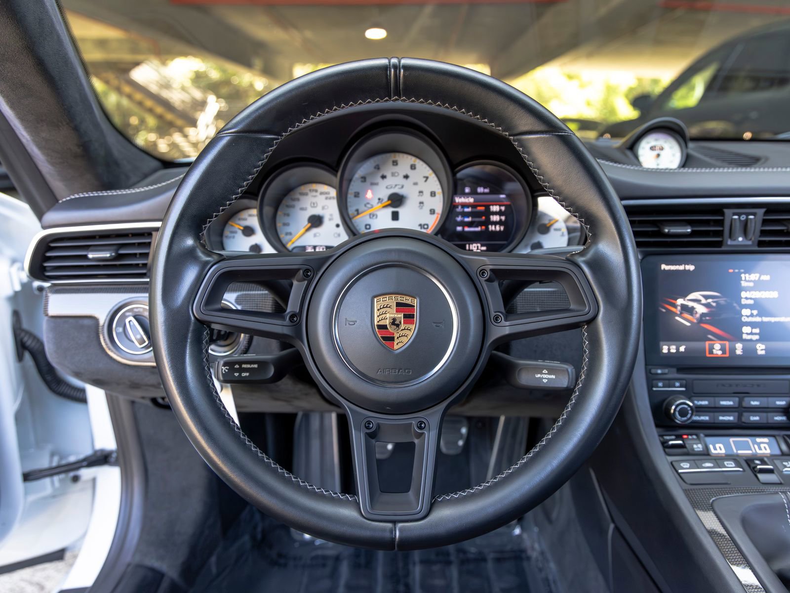 Used 2018 Porsche 911 GT3 RWD image 37