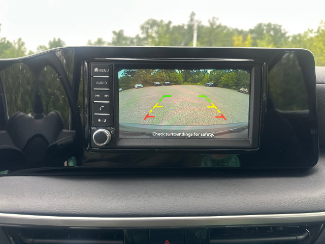 Used 2025 Nissan Kicks S FWD image 34
