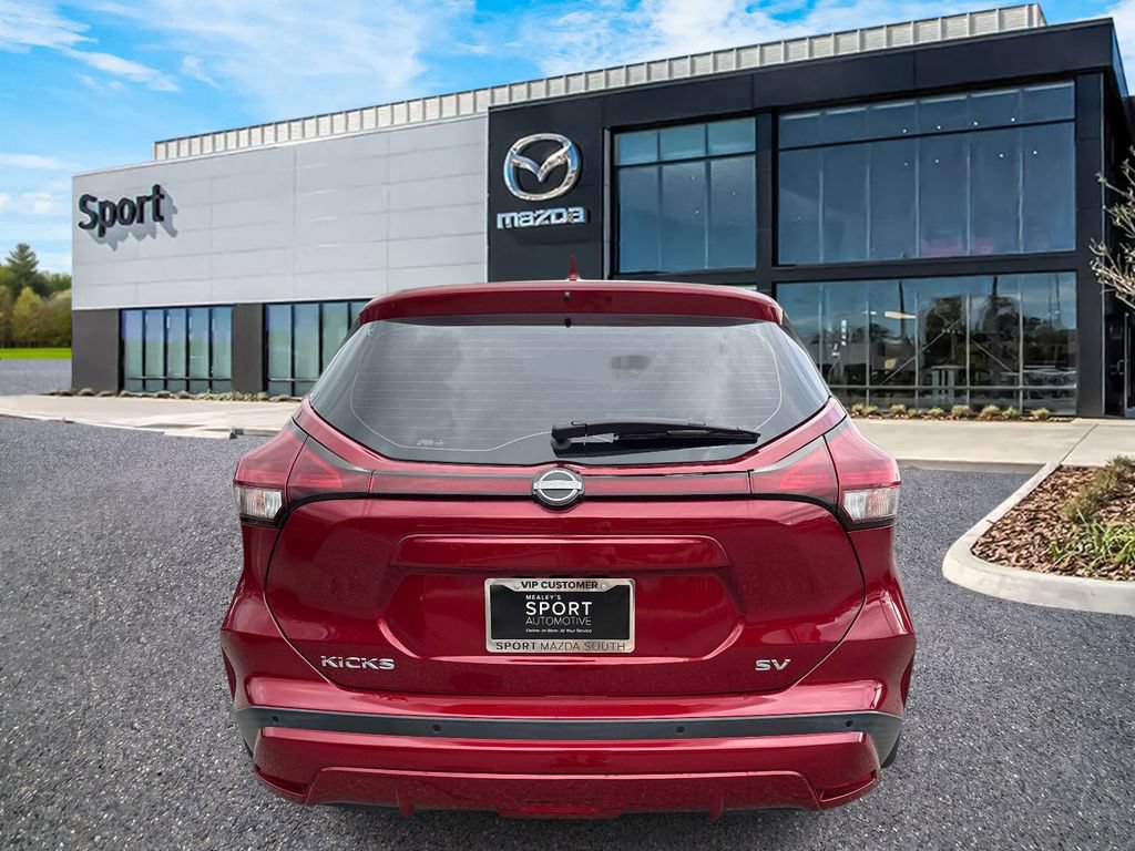 Used 2022 Nissan Kicks SV FWD image 5