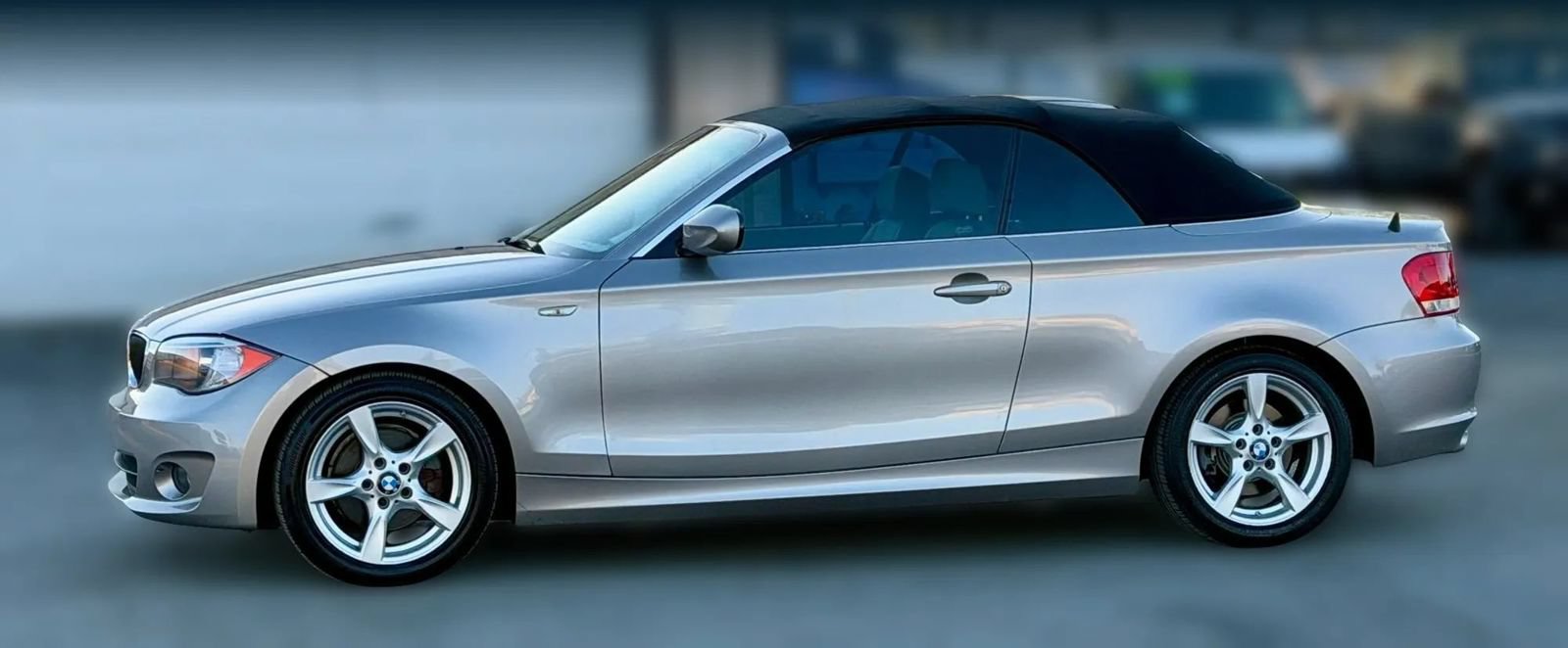 Used 2012 BMW 128i Convertible RWD image 5