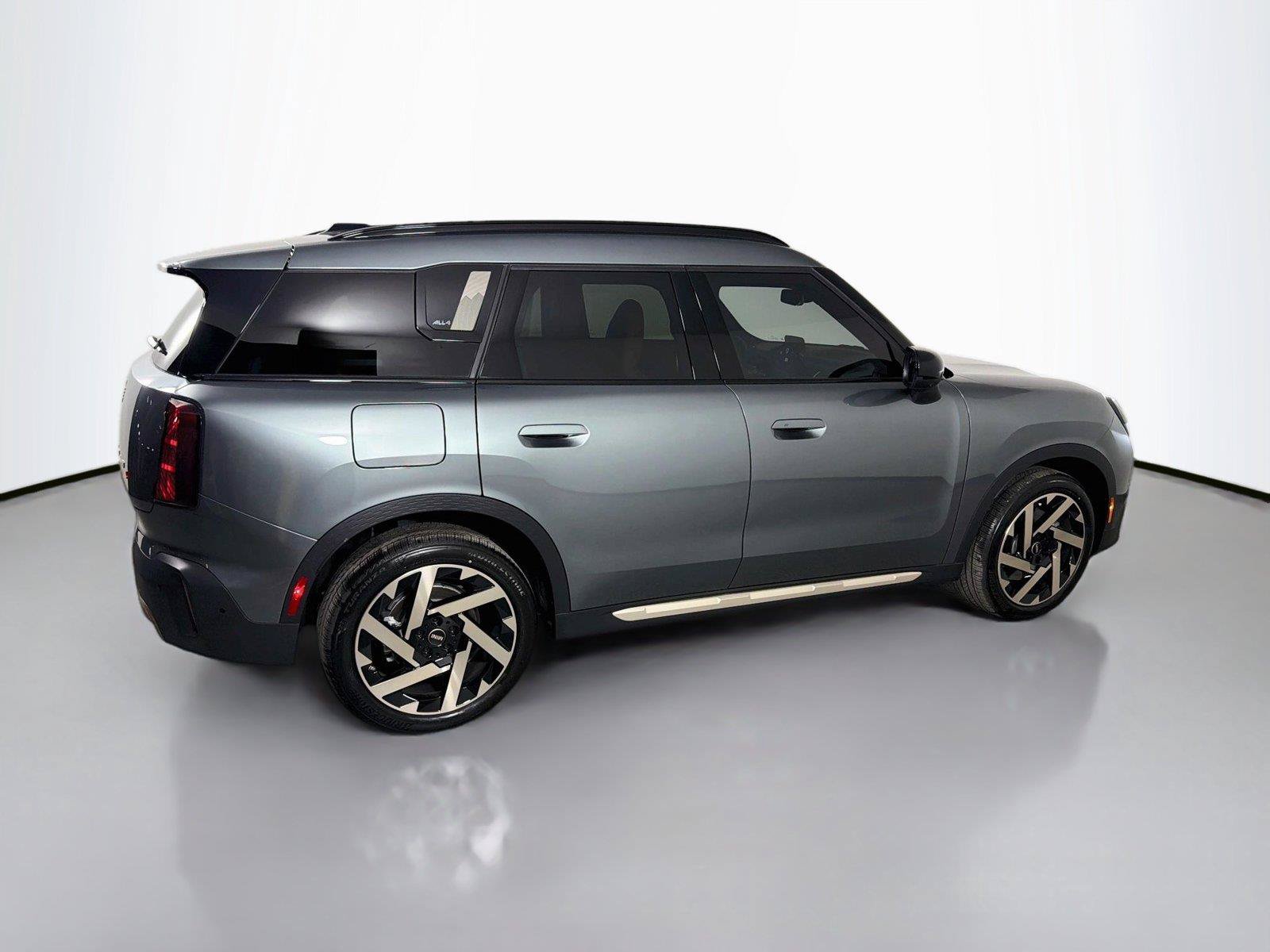 New 2027 MINI Cooper Countryman S w/ Comfort Package Max AWD/4WD image 4