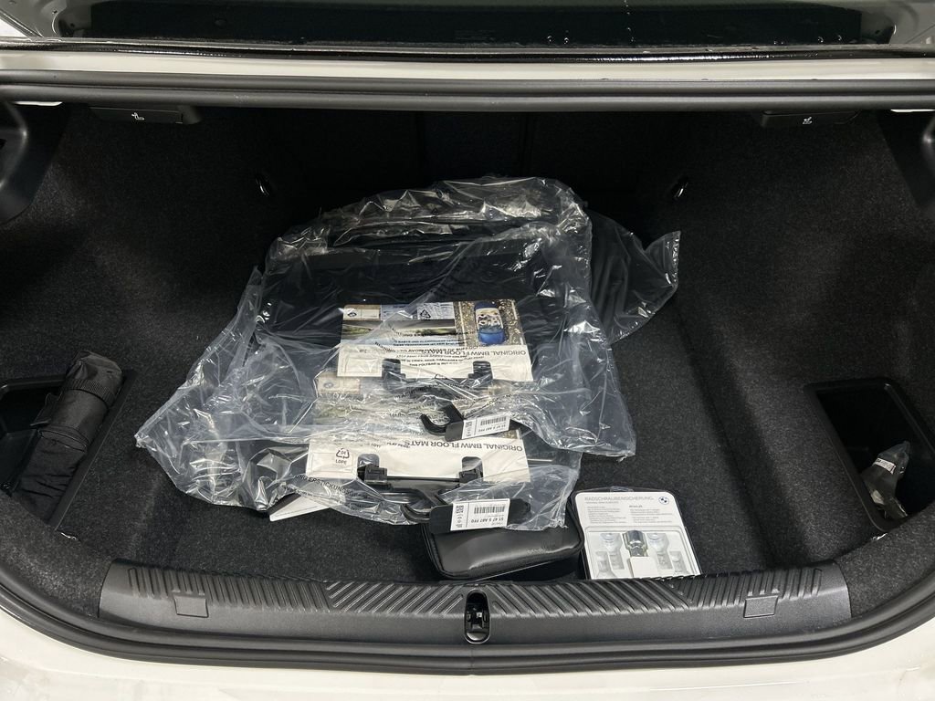 Certified 2025 BMW 530i xDrive image 26