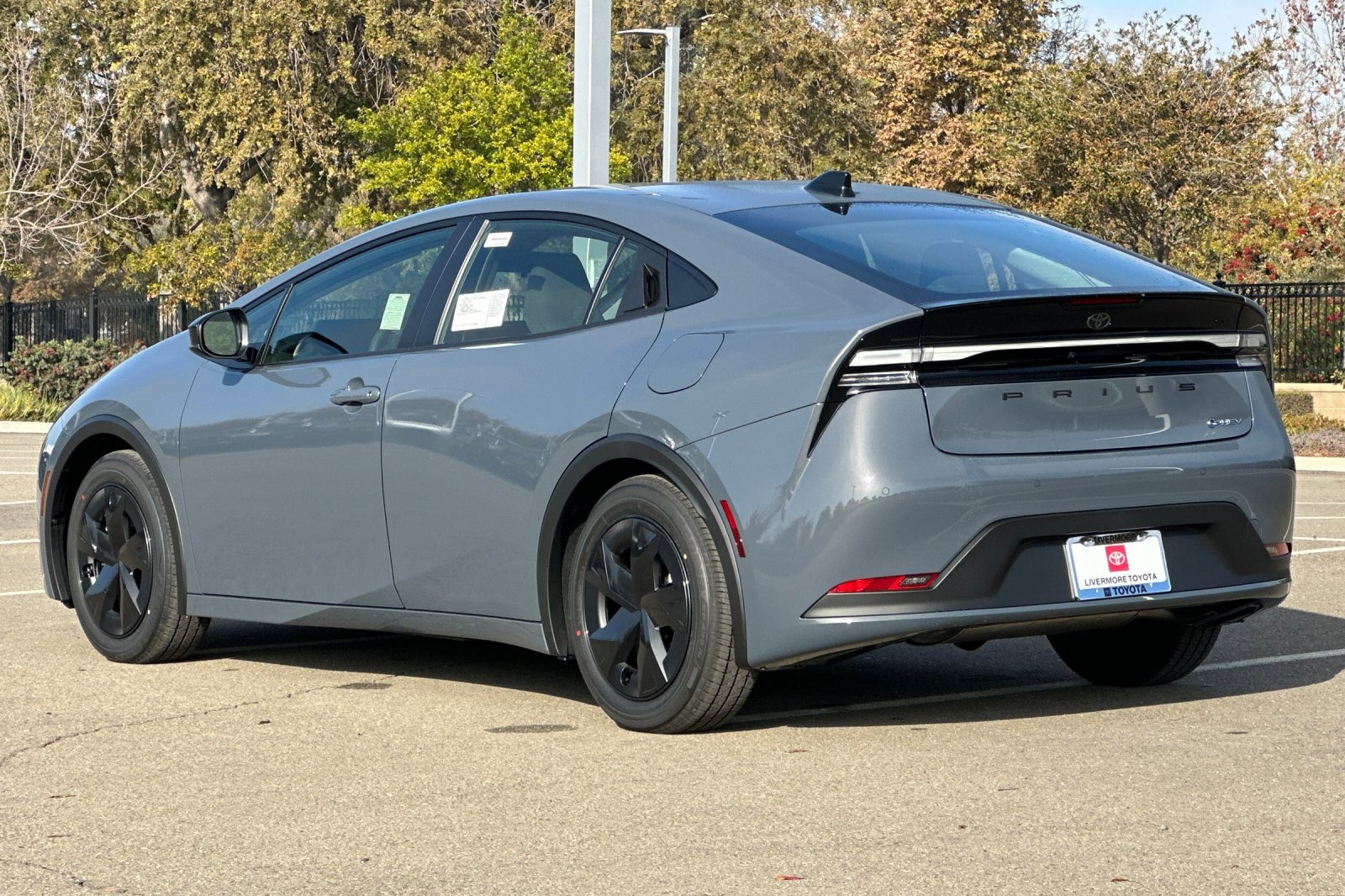 New 2026 Toyota Prius SE image 6