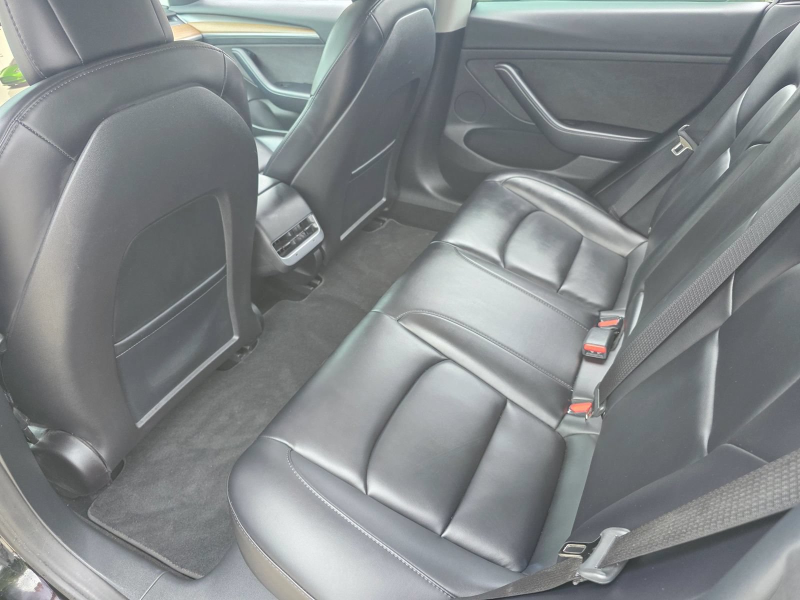 Used 2023 Tesla Model 3 Standard Range RWD image 32