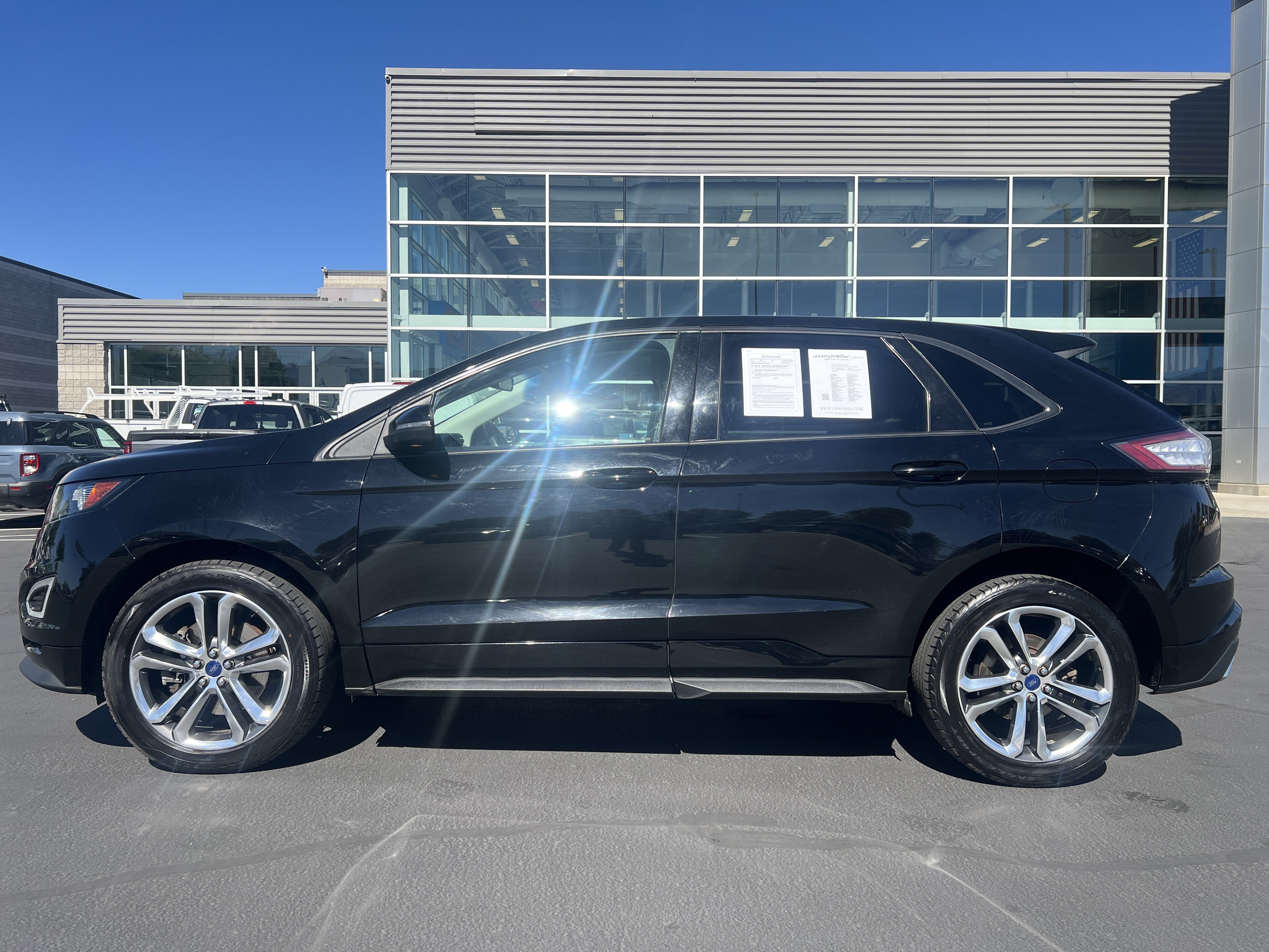 Used 2016 Ford Edge Sport w/ Cold Weather Package AWD/4WD image 2