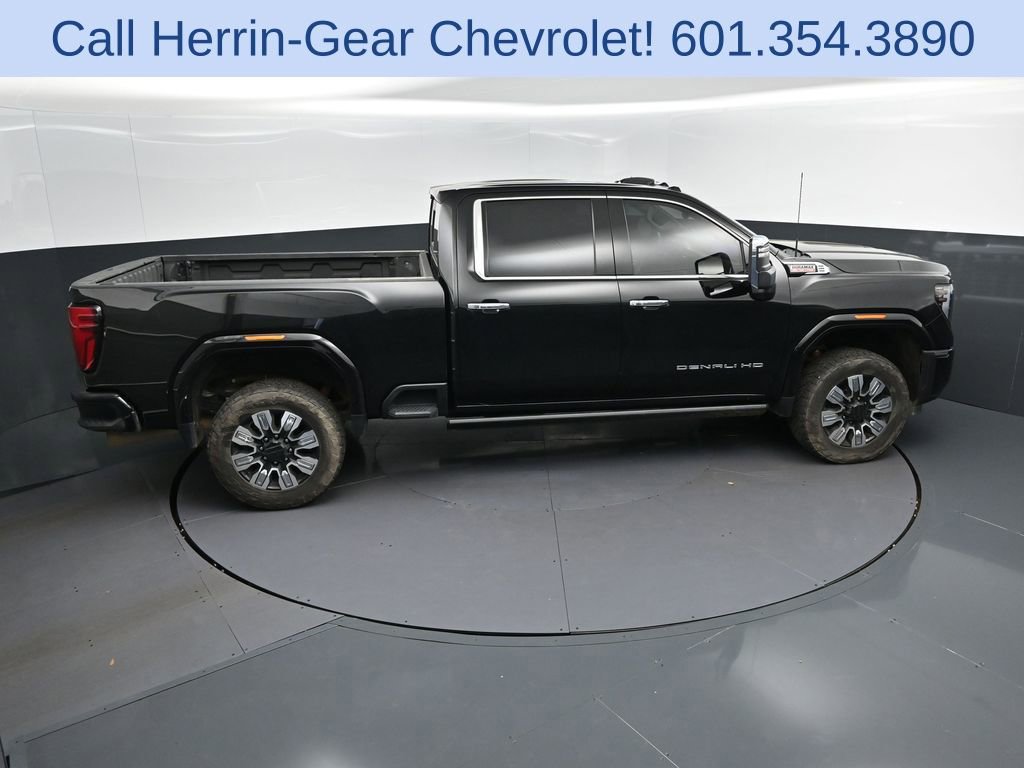 Used 2024 GMC Sierra 3500 Denali w/ Denali Reserve Package image 40