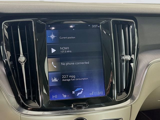 Used 2020 Volvo S60 T6 Momentum image 16