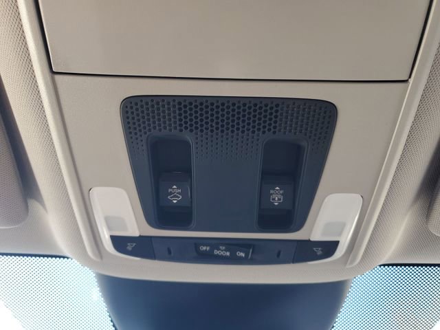 New 2025 Honda Pilot Touring image 25