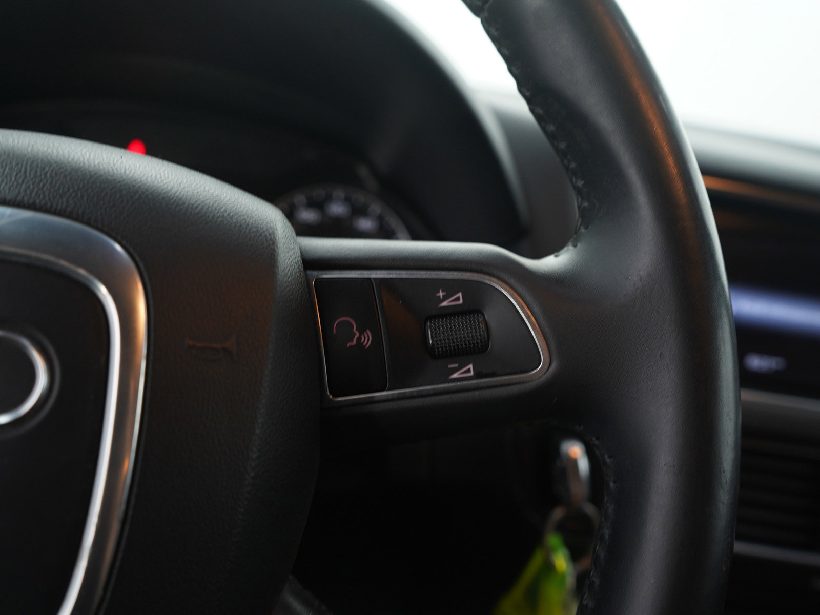 Used 2011 Audi Q5 2.0T Premium Plus image 28