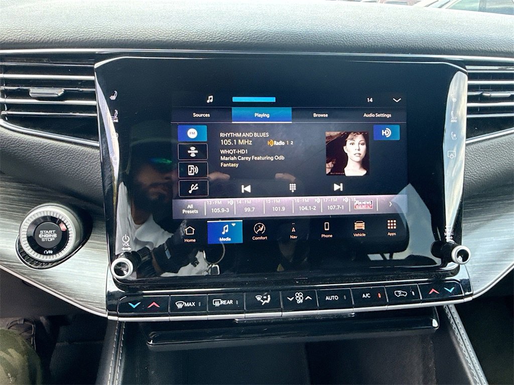 Used 2023 Jeep Wagoneer L Series II image 16