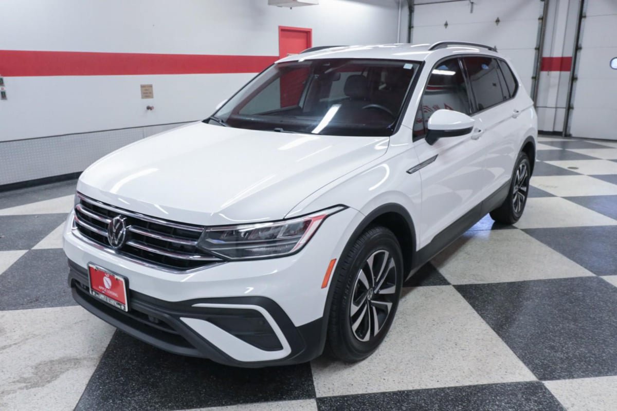 Used 2024 Volkswagen Tiguan S w/ MDO Package, Three-Row FWD image 5
