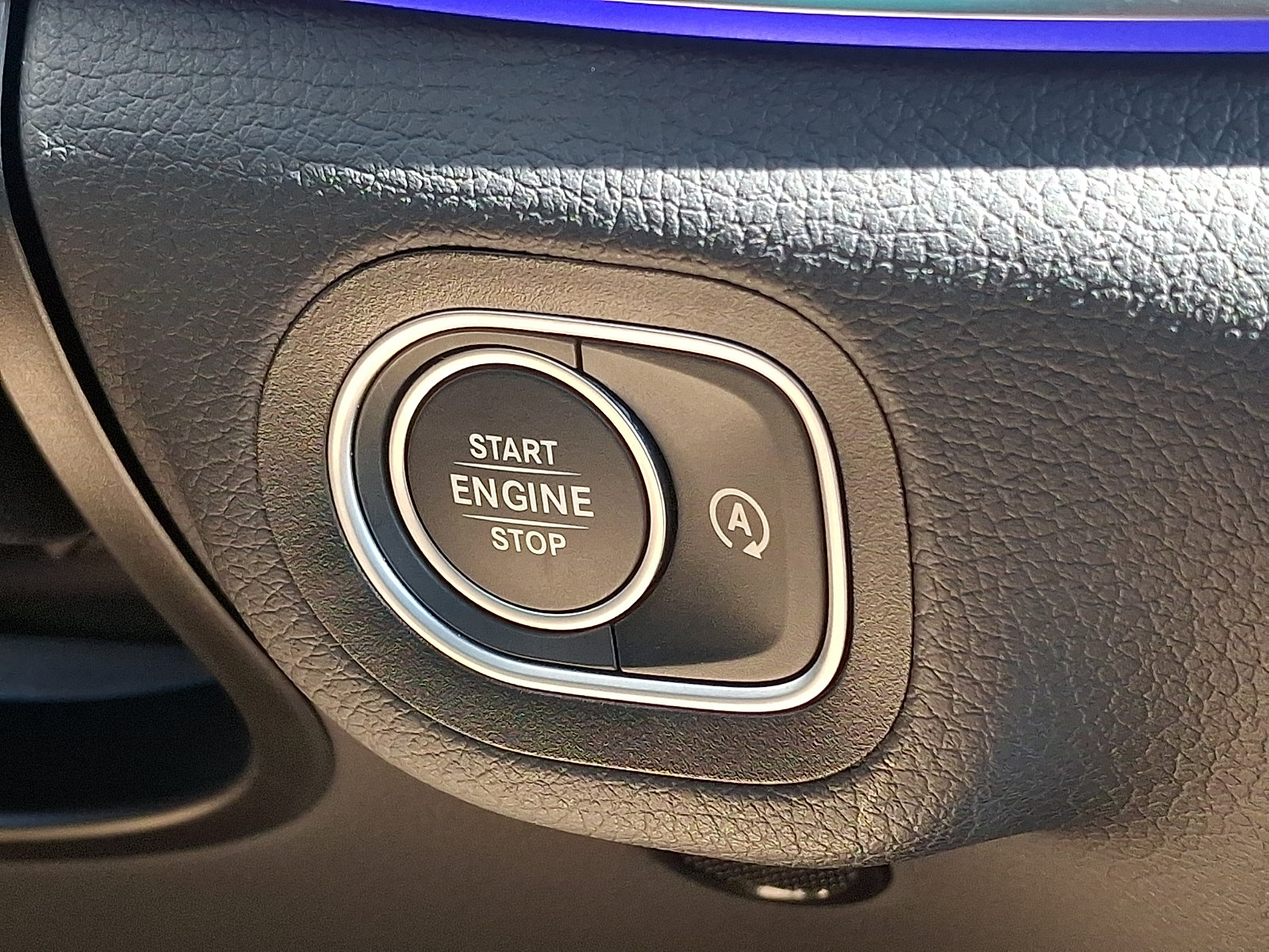 Used 2025 Mercedes-Benz GLE 350 4MATIC image 23