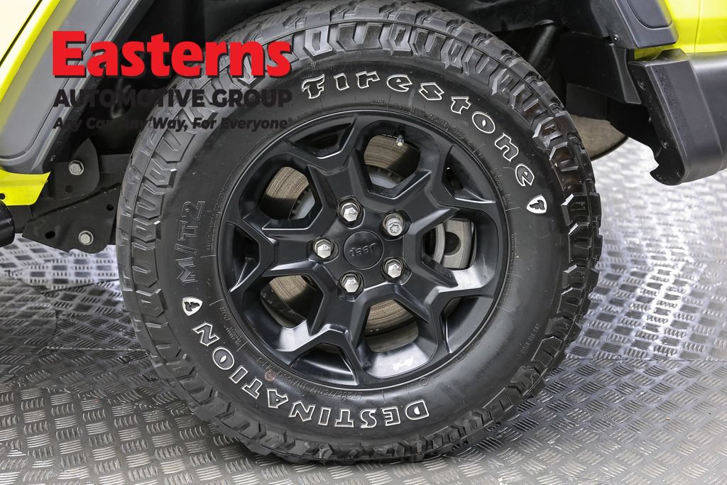 Used 2023 Jeep Wrangler Unlimited w/ Cold Weather Group AWD/4WD image 8
