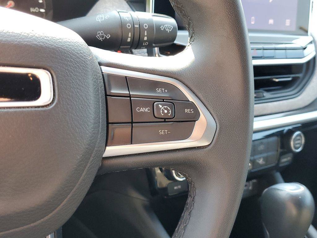 Used 2024 Jeep Compass Latitude AWD/4WD image 15