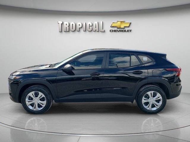 New 2026 Chevrolet Trax LS FWD image 2