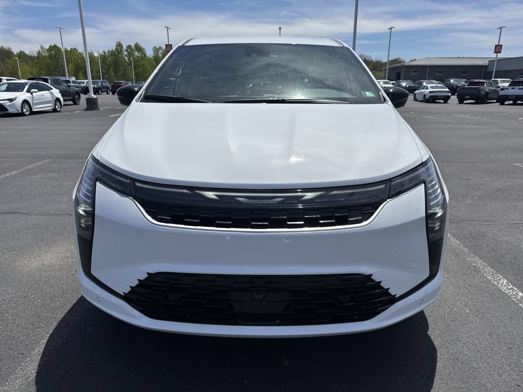 New 2027 Chrysler Pacifica Select AWD/4WD image 3