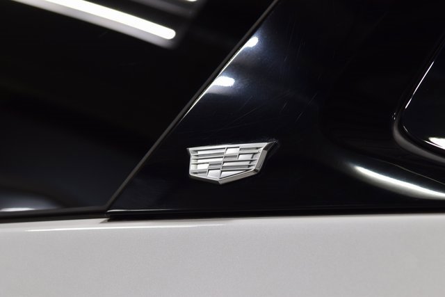 Used 2023 Cadillac Escalade Sport Platinum w/ LPO, ONYX Package image 18