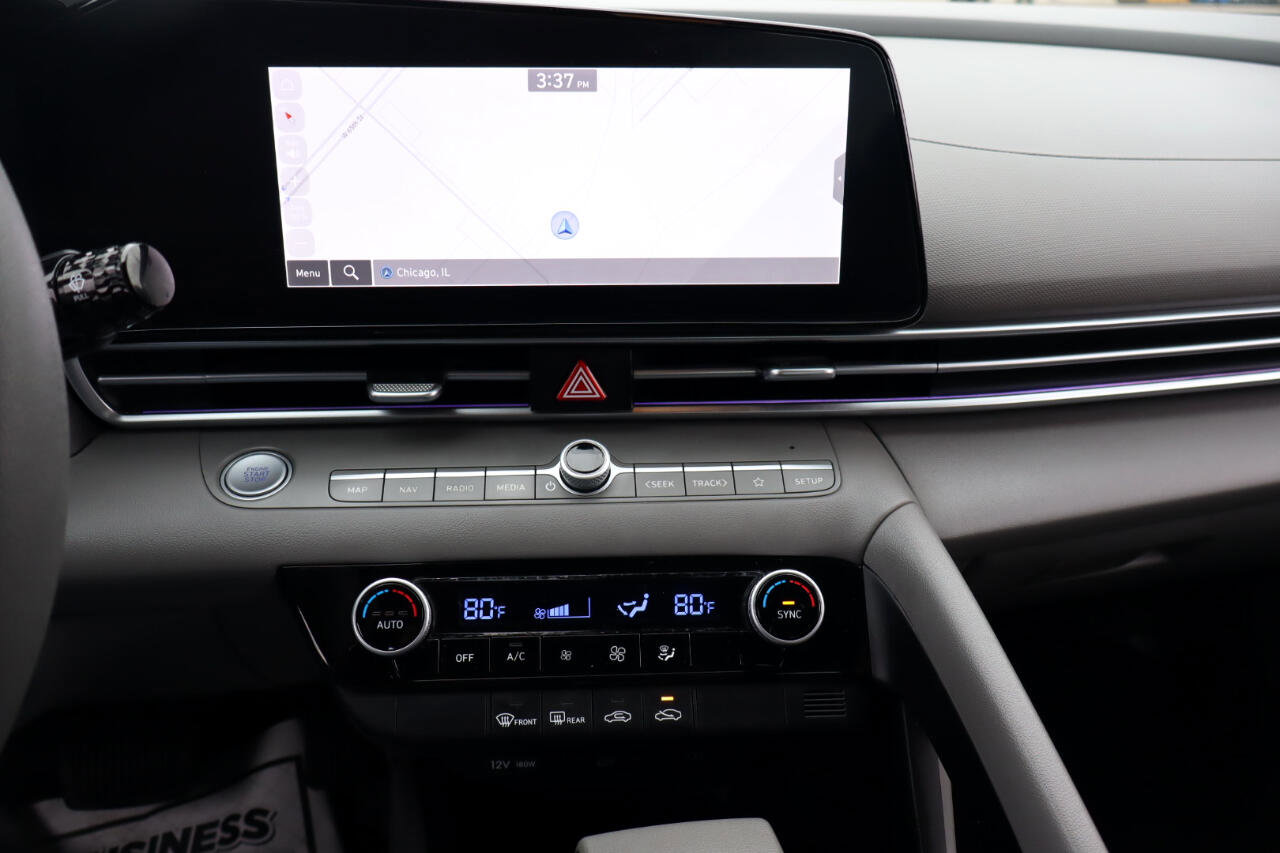 Used 2024 Hyundai Elantra SEL image 35