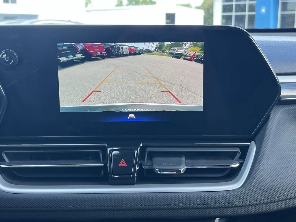 Used 2025 Chevrolet TrailBlazer LT image 5