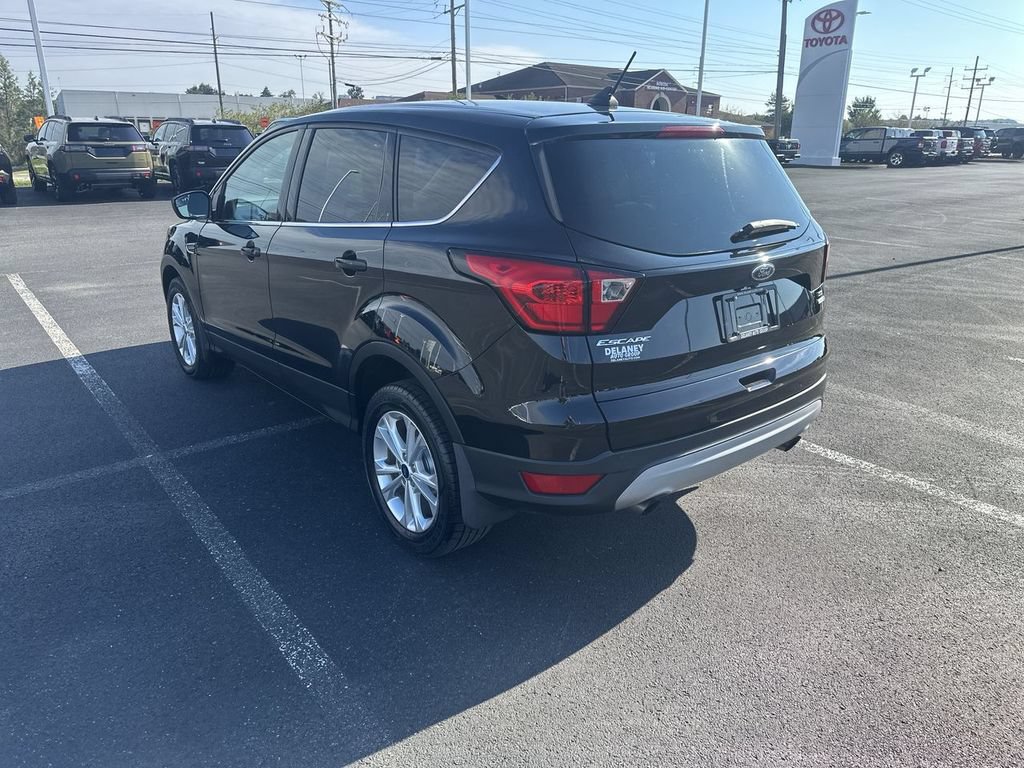 Used 2019 Ford Escape SE AWD/4WD image 6