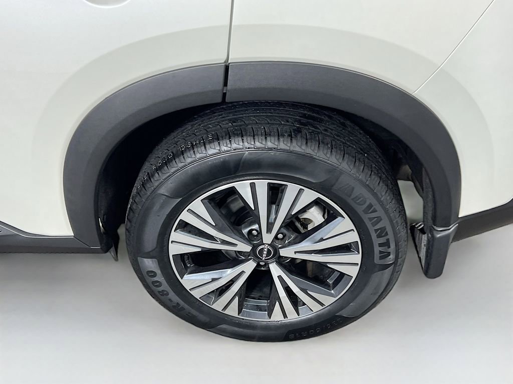 Used 2022 Nissan Rogue SV AWD/4WD image 25